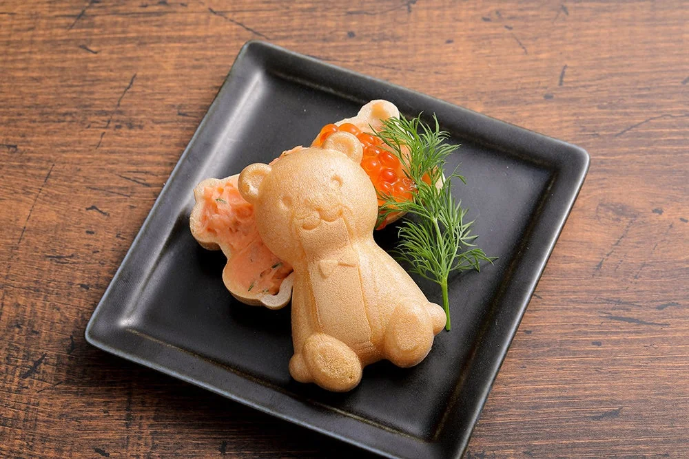 可愛らしいクマの形の最中