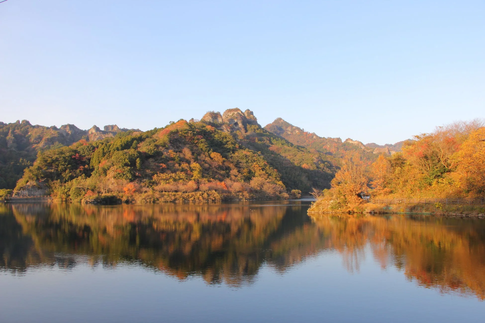 国東半島峯道ロングトレイルの紅葉