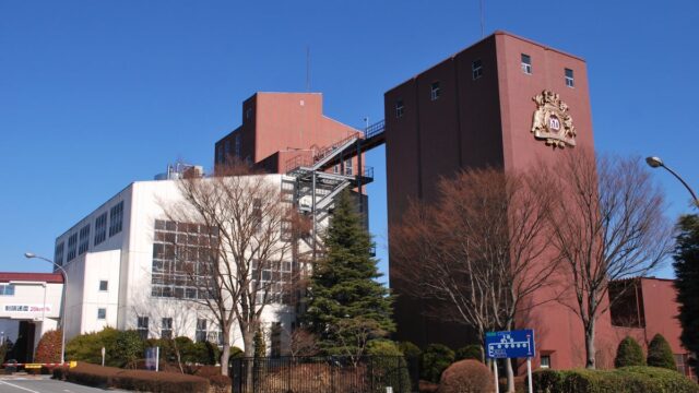 富士山麓の二つの蒸溜所で、造りと熟成の現場に触れる一日~「土屋守と行く 富士御殿場蒸溜所&富嶽蒸溜所ツアー」12月5日開催~
