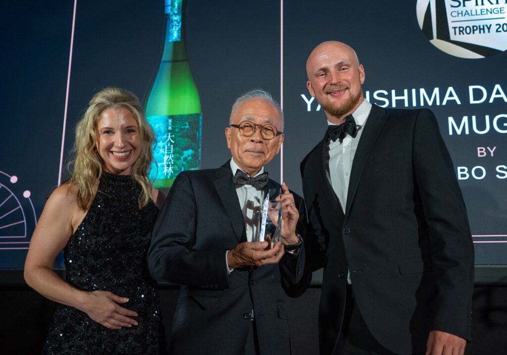 インターナショナル・スピリッツ・チャレンジ（ISC）2026で「屋久島 大自然林 麦」が4年連続、部門最高賞『トロフィー』を受賞受賞