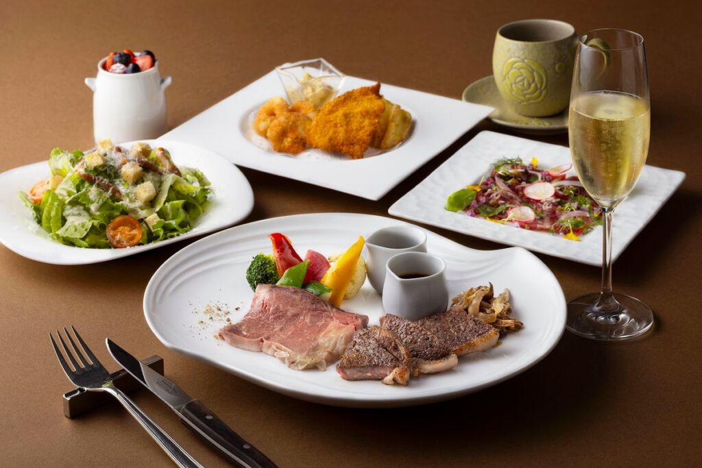 東京ステーションホテル「Meat-Up！カメリア」が黒毛和牛仕様にリニューアル　ローストビーフ食べ放題×飲み放題で忘年会・新年会を