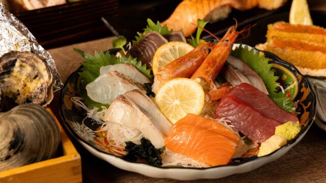 【熊本下通】大衆海鮮酒場「なみ小屋 熊本下通り店」メニューを刷新!生ビール199円(219円税込)♪あて巻き寿司199円(219円)~ 10月12日・13日は生付き飲み放題が330円キャンペーンも♪