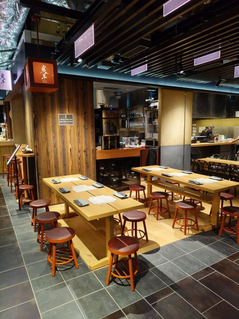 羊肉×日本酒の新業態「炭羊 Lamb & Sake」が八重洲に誕生